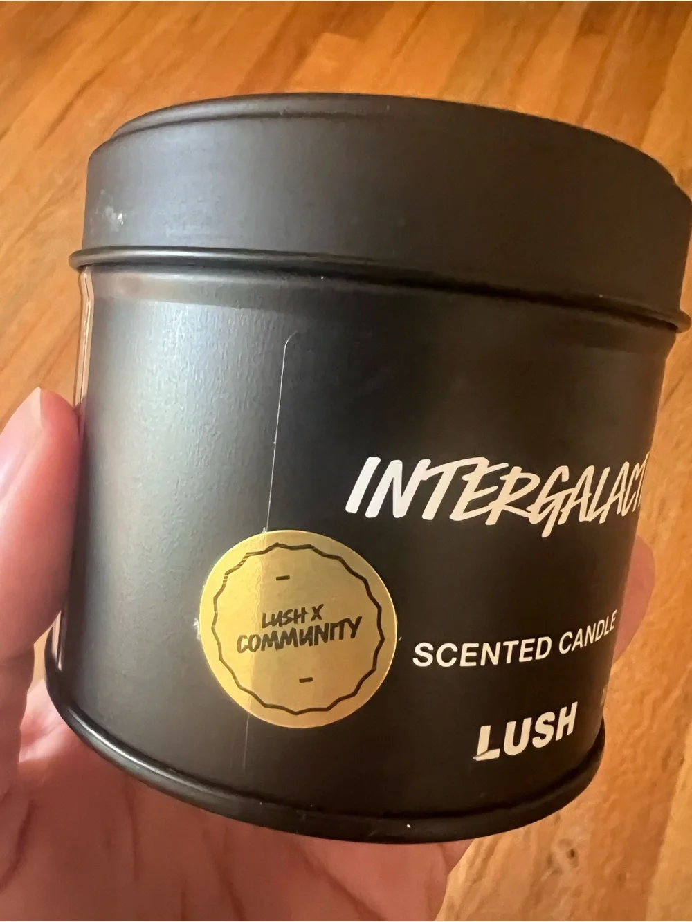 Lush Intergalactic Scented Single Wick Candle in Reusable Tin with Lid 7 Oz NEW